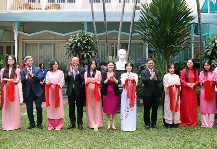 Statue of Cuban national hero José Martí inaugurated in Ho Chi Minh City